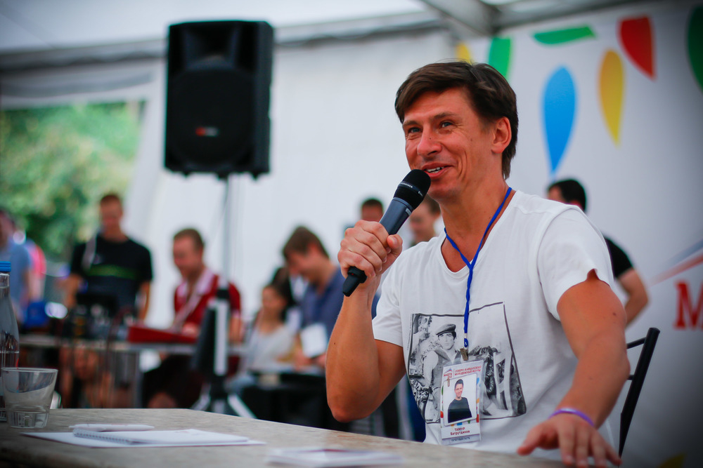 Тимур Батрутдинов пригласил пятигорскую молодежь в «Comedy Club»