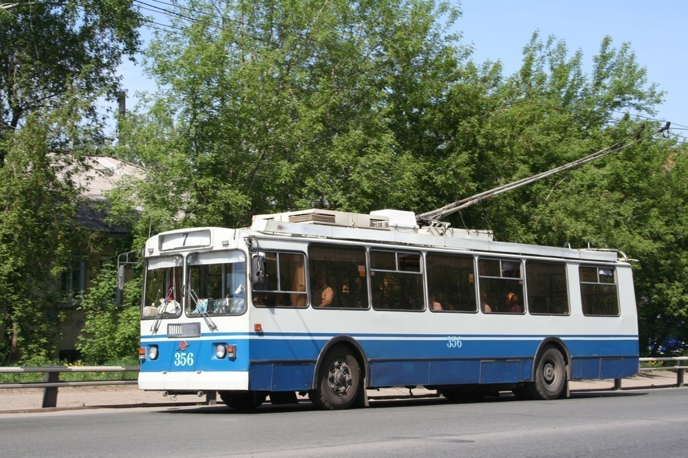 Сотрудникам троллейбусного парка Ставрополя выплатят долги по зарплате