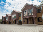 В центре Михайловска начались продажи таунхаусов с мебелью