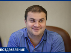 Экс-глава минпрома Ставрополья и губернатор Омской области отмечает день рождения
