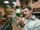 Опасную для жизни водку продавали под видом настоящей супруги с дочерью на Ставрополье