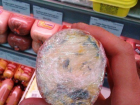 В пятигорском супермаркете продавали лже-сыр с плесенью
