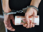 На Ставрополье мужчина задержан за взятку приставу в размере 4,5 миллионов рублей 