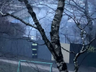 Злостный поджигатель задымил целый двор и заставил приехать пожарных в Ставрополе