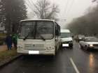 5 студентов увезла «скорая» после столкновения маршрутки и автобуса в Ставрополе