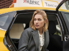 «Водитель такси нахамил мне и не хотел довозить до конца маршрута», - жительница Ставрополя