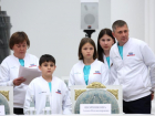 Заняли полвагона: семья с 18 детьми из Ставрополя рассказала президенту о покорении полярного круга