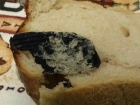 Большой кусок резины в покупном хлебе нашел житель Ставрополья 
