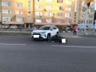 В Ставрополе женщина за рулем джипа наехала на мотоциклиста 
