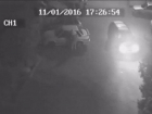 Пьяный хулиган покорежил автомобили на стоянке в Ставрополе