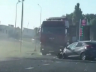 Большая пробка собралась из-за ДТП под Ставрополем и попала на видео 