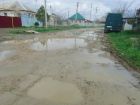 Разрушенные дороги и отсутствие канализации сделали жизнь селян невыносимой на Ставрополье