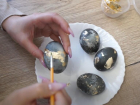 Вика из «Блокнота» сделала космические яйца в преддверии Пасхи