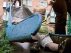 Недетские игры: игровые площадки в Черкесске опасны для детей