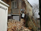В Ессентуках обрушилась стена многоквартирного дома