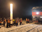 Поезд из Санкт-Петербурга до Кисловодска опаздывает почти на 3,5 часа из-за схода вагонов