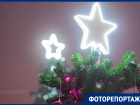 Гирлянды, шары и сакуры: как украсили Ставрополь к Новому году