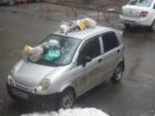 Разгневанные жильцы завалили мусором «Матиз» в одном из дворов Ставрополя