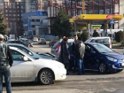 Загадочное ДТП двух иномарок создало большую пробку в Ставрополе