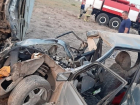 В жутком столкновении грузовика и легковушки на Ставрополье погибли три человека
