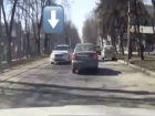 Едущий по "встречке" водитель "Тойота-Камри" с "блатными" номерами попал на видео в Пятигорске