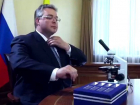 "Мы готовы!" - губернатор Владимиров снялся в проморолике с микроскопом в Ставрополе