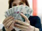 На заключение соцконтрактов в Ставрополе выделили более 90 миллионов рублей