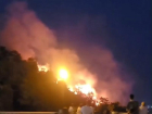 Пламя на одну тысячу квадратных метров охватило гору Машук в Пятигорске