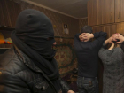 Сбывающую наркотики и отмывающую деньги банду из 19 человек задержали на Ставрополье