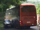 Спешивший на матч с "Динамо" автобус с футбольной командой "Ангушт" столкнулся с "Приорой" в Ставрополе