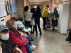 Жители Ставрополя пожаловались на очереди в 40 человек в поликлинике №6