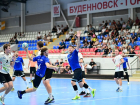 Впереди «Воронеж» и «Виктор»: подводим итоги второго дня гандбольного «Кубка Лаврова» в Буденновске