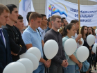 Сотни шаров запустили в небо жители Ставрополя в память о жертвах терактов