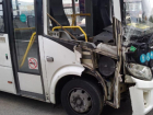 Пассажирка автобуса пострадала в аварии при выезде с остановки в Ставрополе 