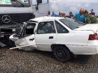 Два пассажира и водитель легковушки погибли в страшной аварии с грузовиком на Ставрополье