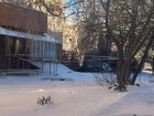 Мужчина выпал из окна возле здания педагогического института в Ставрополе