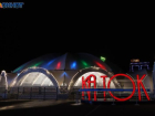 Ледовый каток начали собирать в центре Ставрополя
