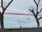 В Буденновске трое детей провалились под лед