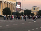 Гигантские очереди, переполненные троллейбусы и перекрытия: как Ставрополь встретил концерт группы «Руки Вверх»