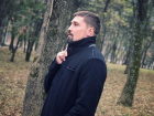 Дима Билан гулял по парку и снял забавное видео о «кавказской белке» в Ессентуках 
