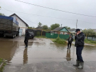 Из-за обильных дождей дворы и дома жителей Ставрополья подтопило водой