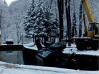 Трактор свалился в ледяную воду в Семиградусный источник на Ставрополье