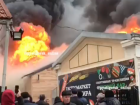 Страшный пожар уничтожил новые постройки на Верхнем рынке в Пятигорске