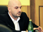 Депутата Антона Дубровского, изнасиловавшего несовершеннолетнюю, лишили полномочий