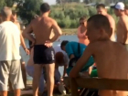 Свидетелями реанимации утонувшей в пруду на Ставрополье женщины стали десятки отдыхавших