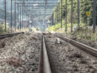 На железнодорожном перегоне «Палагиада — Ставрополь» под поезд попала жительница Краснодарского края