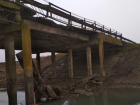 Автомобильный мост обрушился недалеко от федеральной трассы на Ставрополье 