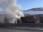«Аномальная зона»: второй грузовик за два дня сгорел на трассе под Ставрополем
