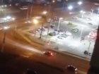 Жители Ставрополя возмущены ночным шумом под окнами на парковке ТЦ «Космос»