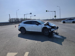 Из-за столкновения двух легковушек на Ставрополье пострадали пять человек